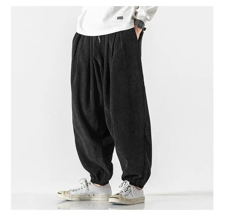 Simple and clean corduroy harem pants