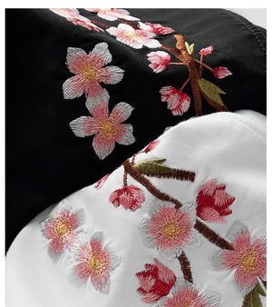 Embroidery sakura T-shirt