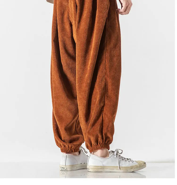 Simple and clean corduroy harem pants