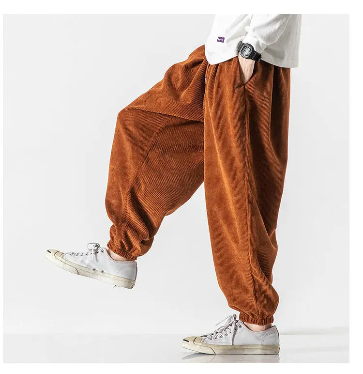 Simple and clean corduroy harem pants