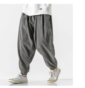 Simple and clean corduroy harem pants