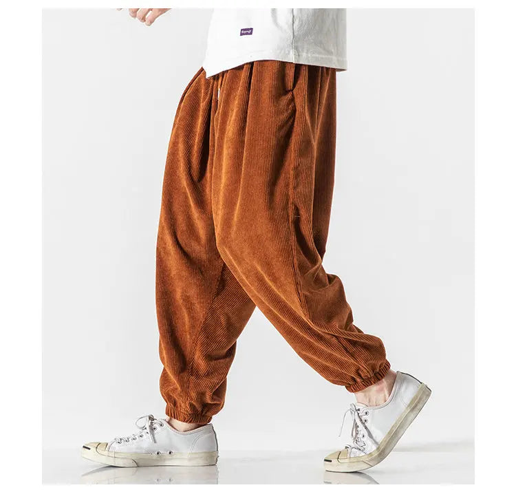 Simple and clean corduroy harem pants