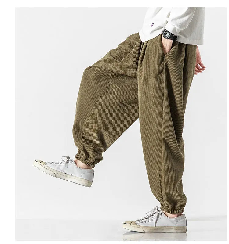 Simple and clean corduroy harem pants