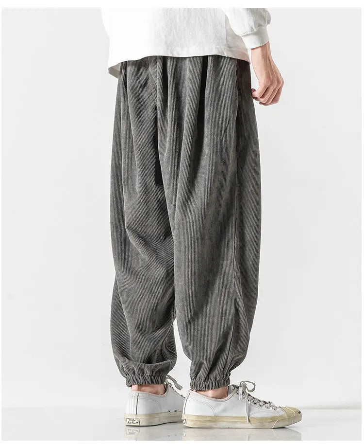 Simple and clean corduroy harem pants