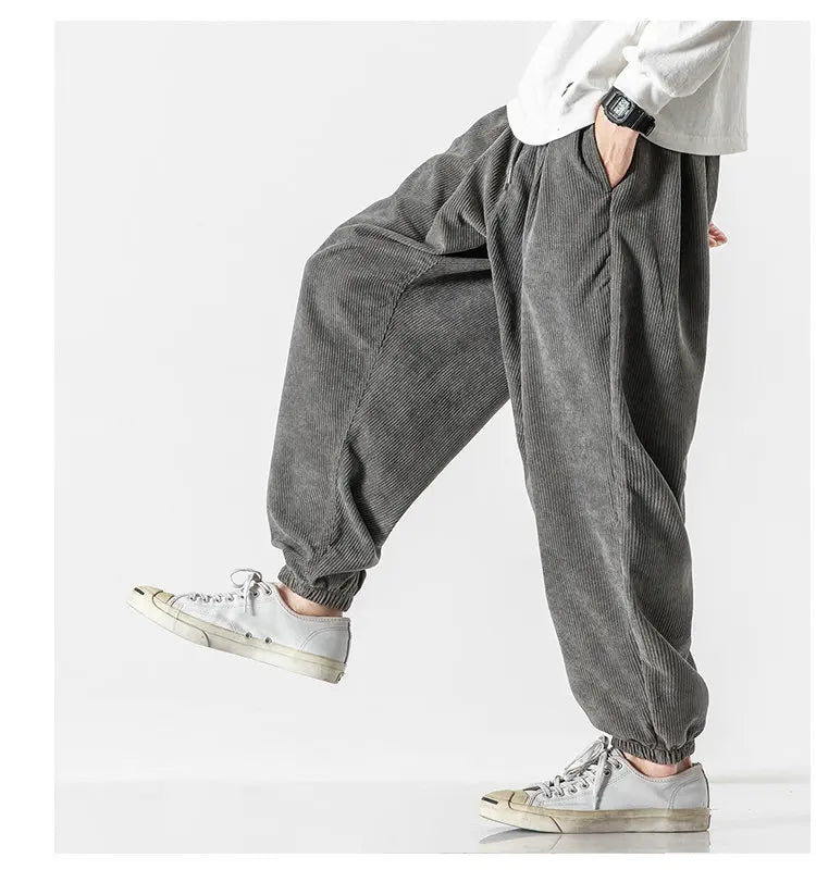 Simple and clean corduroy harem pants