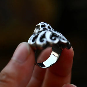 Octo-skull stainless steel ring