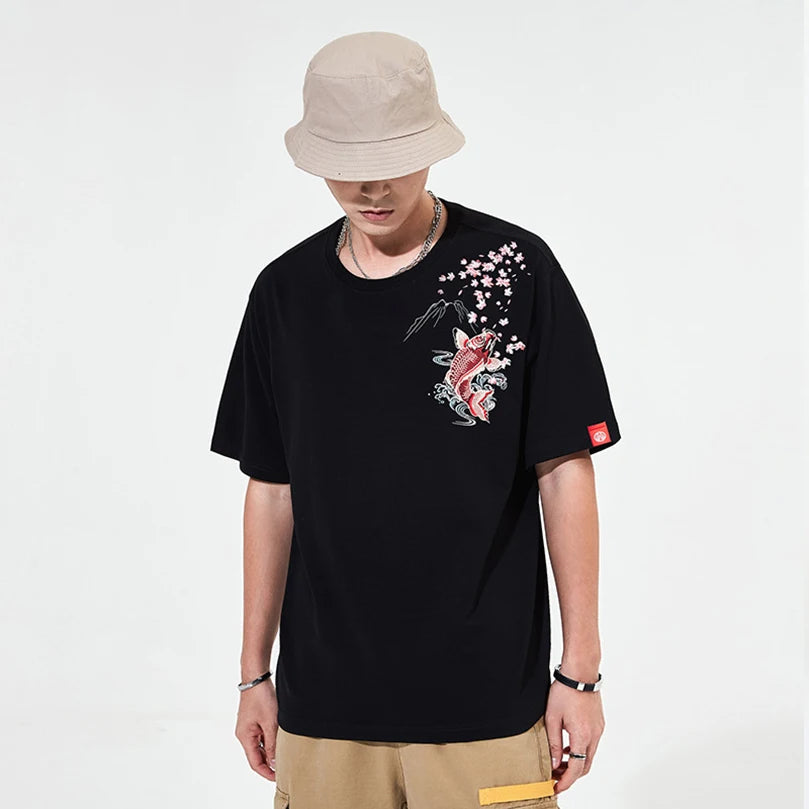 Fish splash embroidery T-shirt