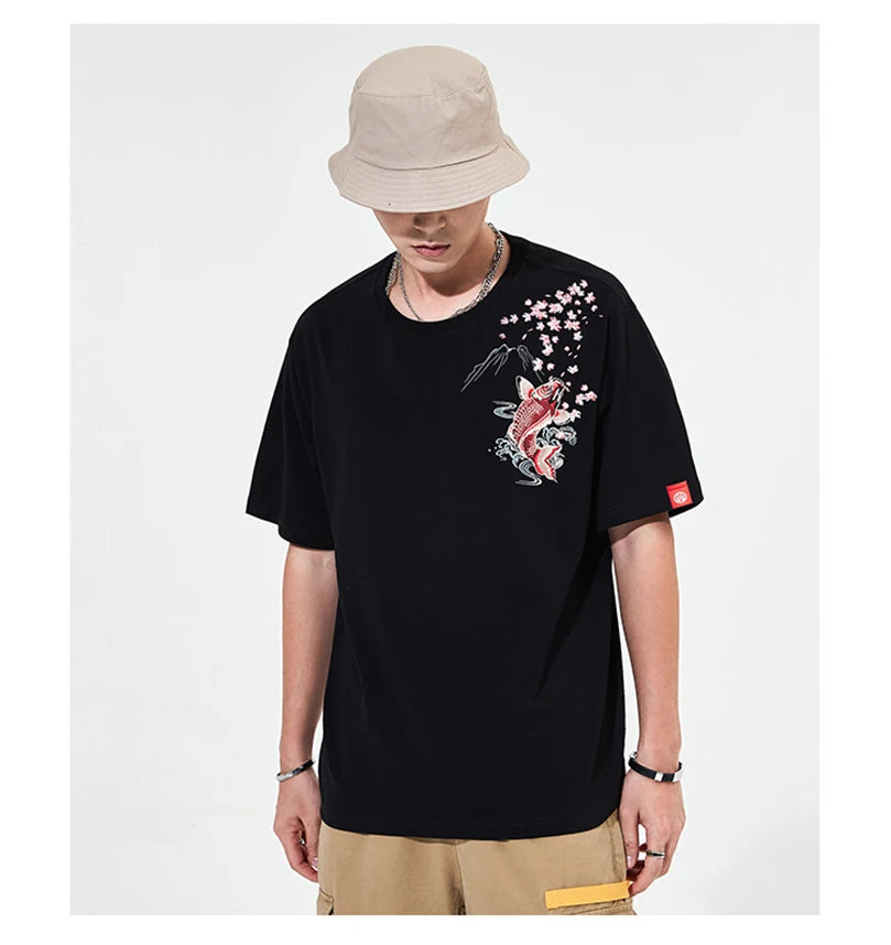 Fish splash embroidery T-shirt