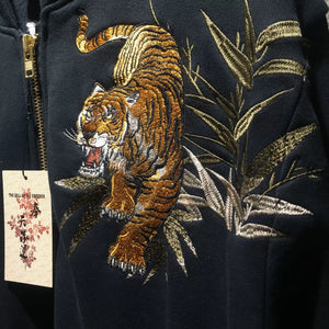 Hyper premium roaring tiger embroidery hoodie