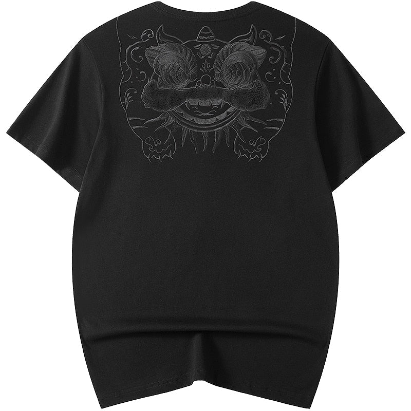 Premium embroidery silhouette lion T-shirt